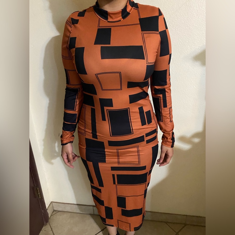 SHEIN Black and Orange Long Sleeve Dress - Picture 2 of 2